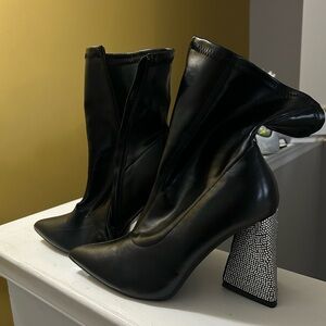 Forever 21 Black Heeled Boots with Glitter Block Heel
